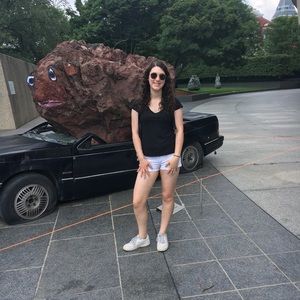 Meet your Posher, Maya